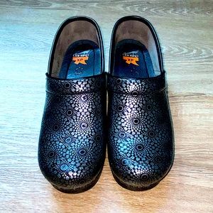 Dansko XP Slip Resistant Clogs